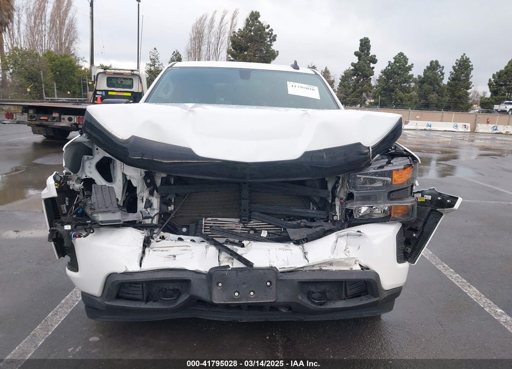 2021 CHEVROLET SILVERADO 1500 4WD SHORT BED CUSTOM VIN: 3GCPYBEK5MG426362