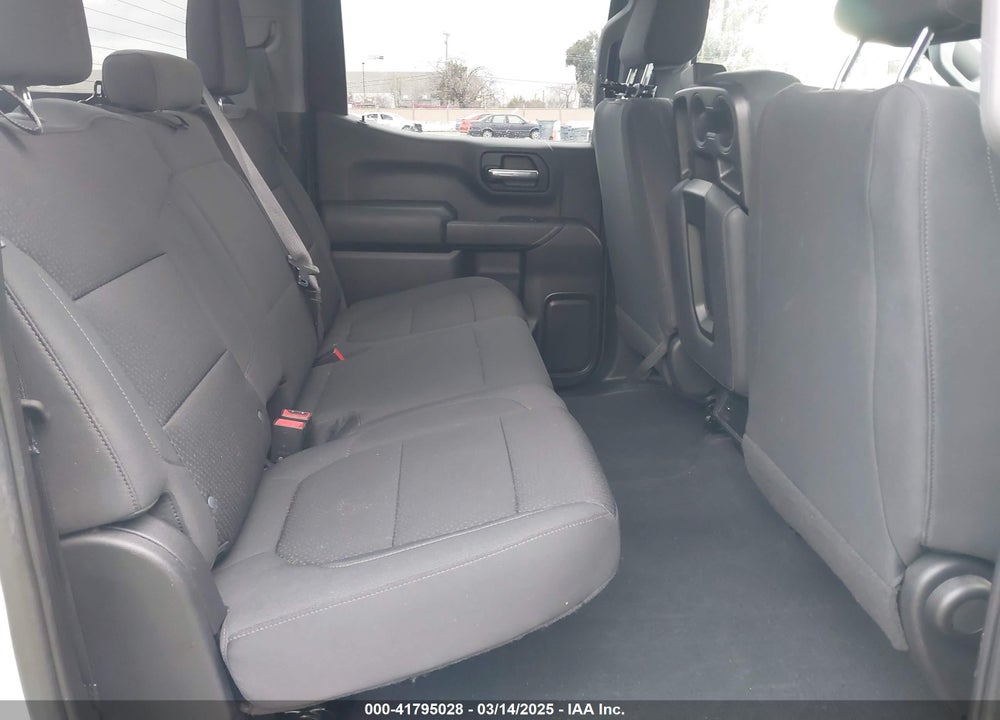 2021 CHEVROLET SILVERADO 1500 4WD SHORT BED CUSTOM VIN: 3GCPYBEK5MG426362