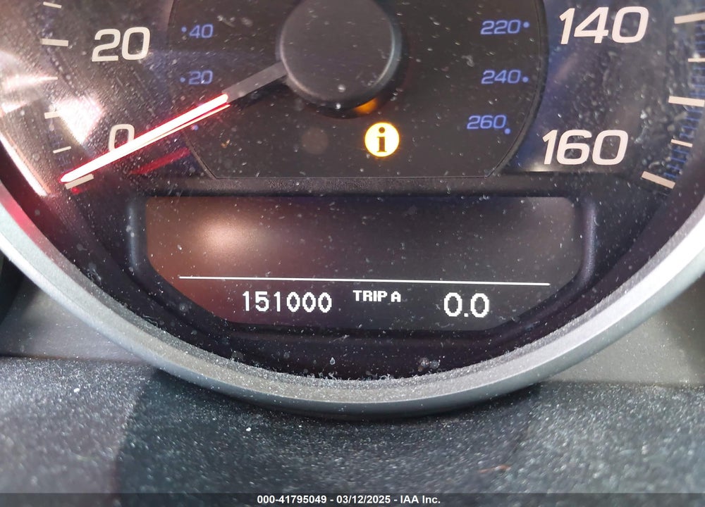 2005 ACURA RL VIN: JH4KB16555C008420