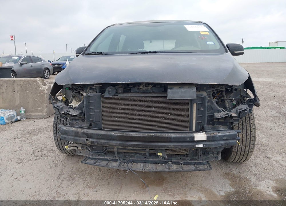2017 KIA SEDONA VIN: KNDMA5C13H6280733