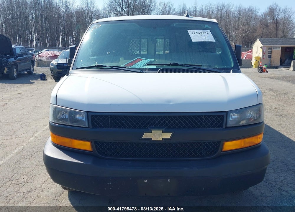2019 CHEVROLET EXPRESS 2500 VIN: 1GCWGBFPXK1186665