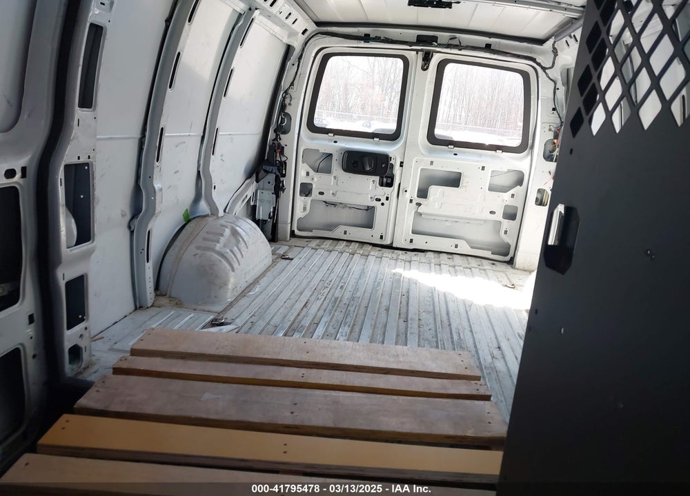 2019 CHEVROLET EXPRESS 2500 VIN: 1GCWGBFPXK1186665