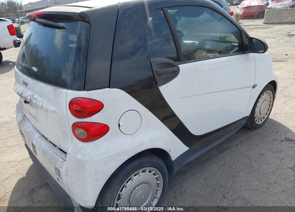2013 SMART FORTWO VIN: WMEEJ3BAXDK709587