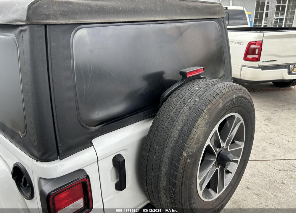 2023 JEEP WRANGLER / VIN: 1C4HJXENXPW586579