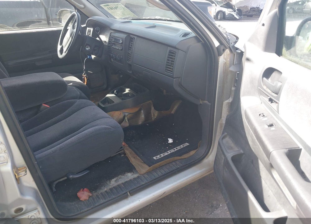 2003 DODGE DAKOTA VIN: 1D7HL48N83S236590