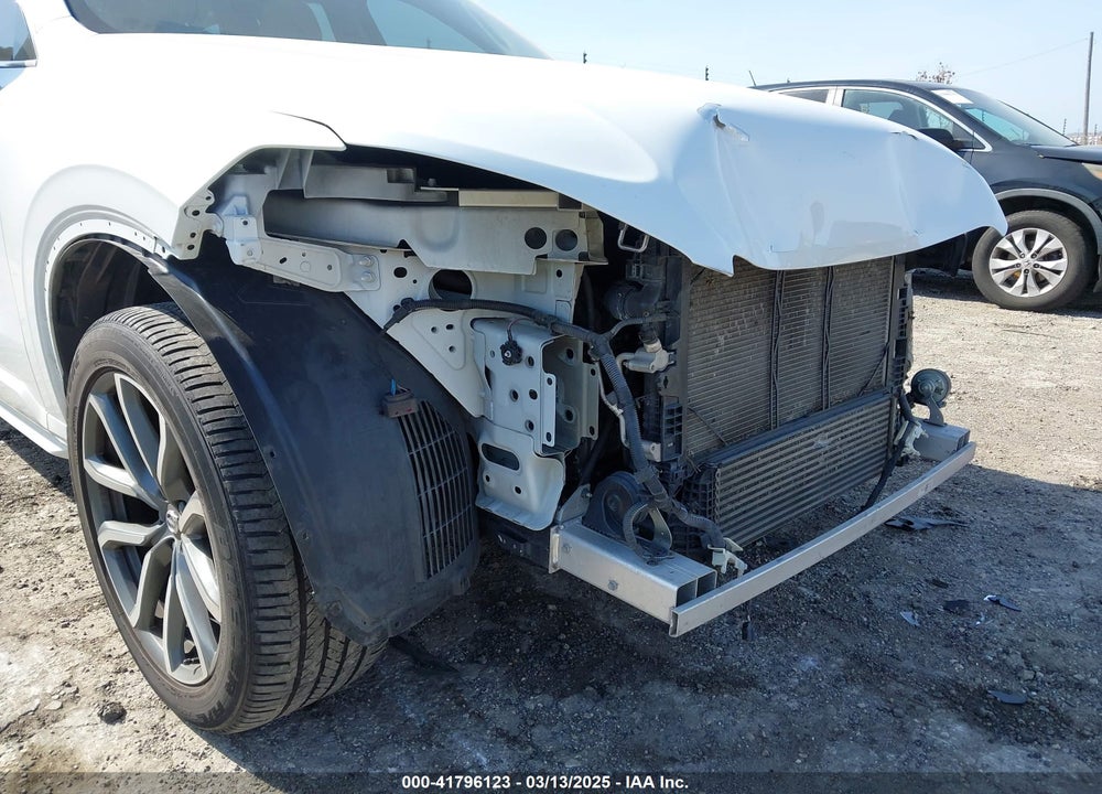 2018 VOLVO XC90 VIN: YV4102PK6J1386844