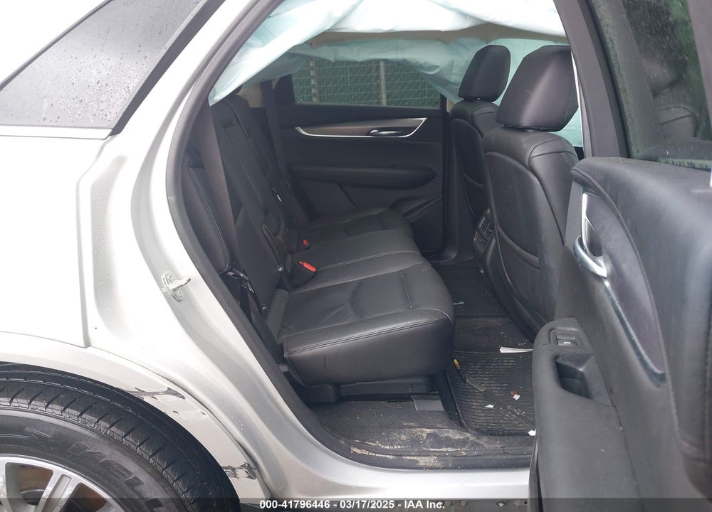 2019 CADILLAC XT5 LUXURY VIN: 1GYKNCRS1KZ288491