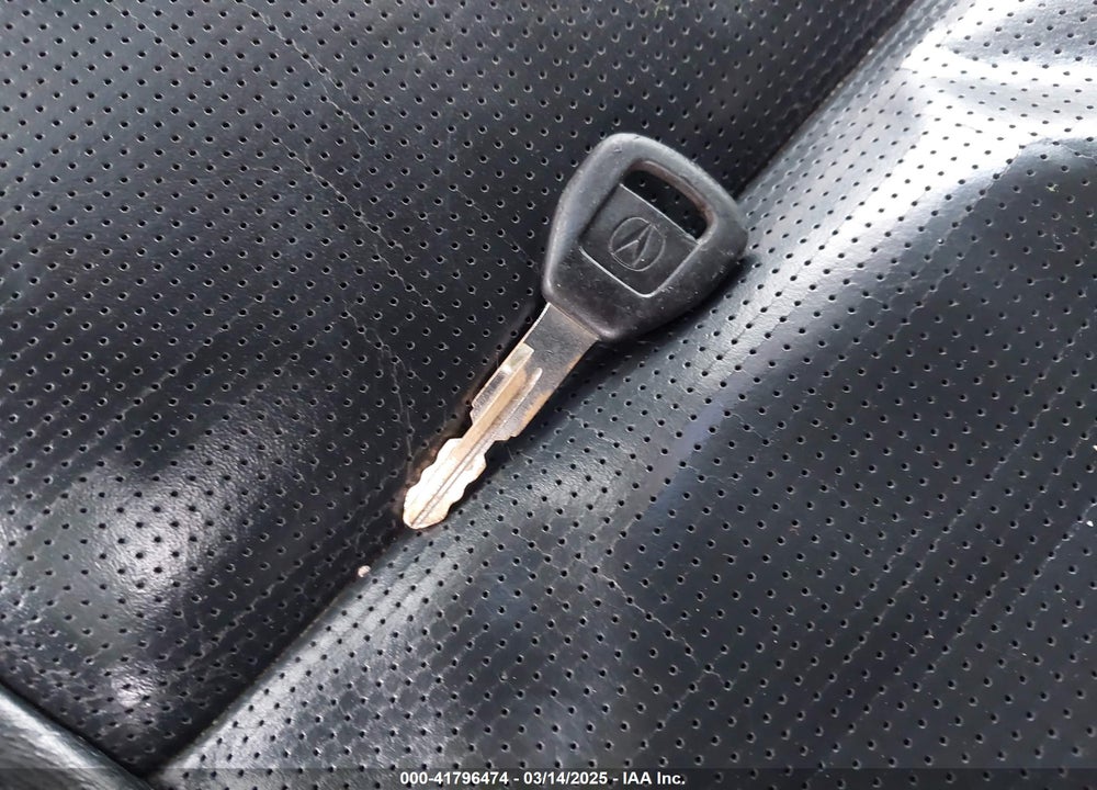 2006 ACURA MDX VIN: 2HNYD18836H517136