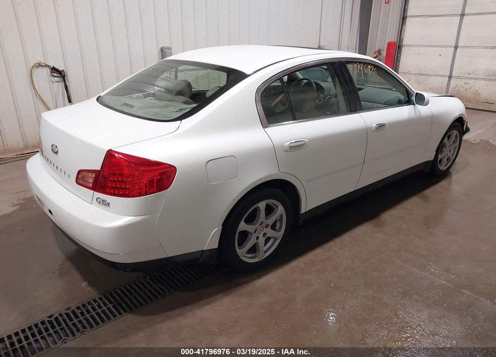 2004 INFINITI G35X VIN: JNKCV51F84M701963