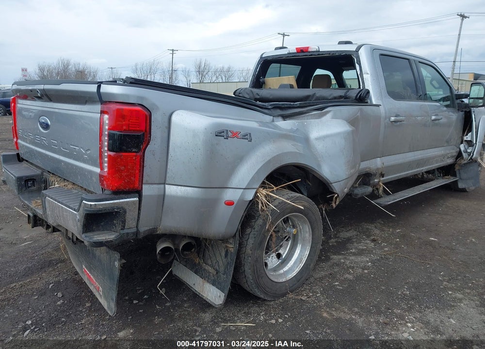 2023 FORD F-450 LARIAT VIN: 1FT8W4DTXPED00705