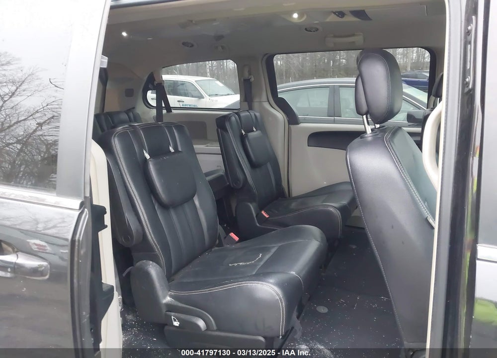 2014 CHRYSLER TOWN & COUNTRY VIN: 2C4RC1BG4ER441609