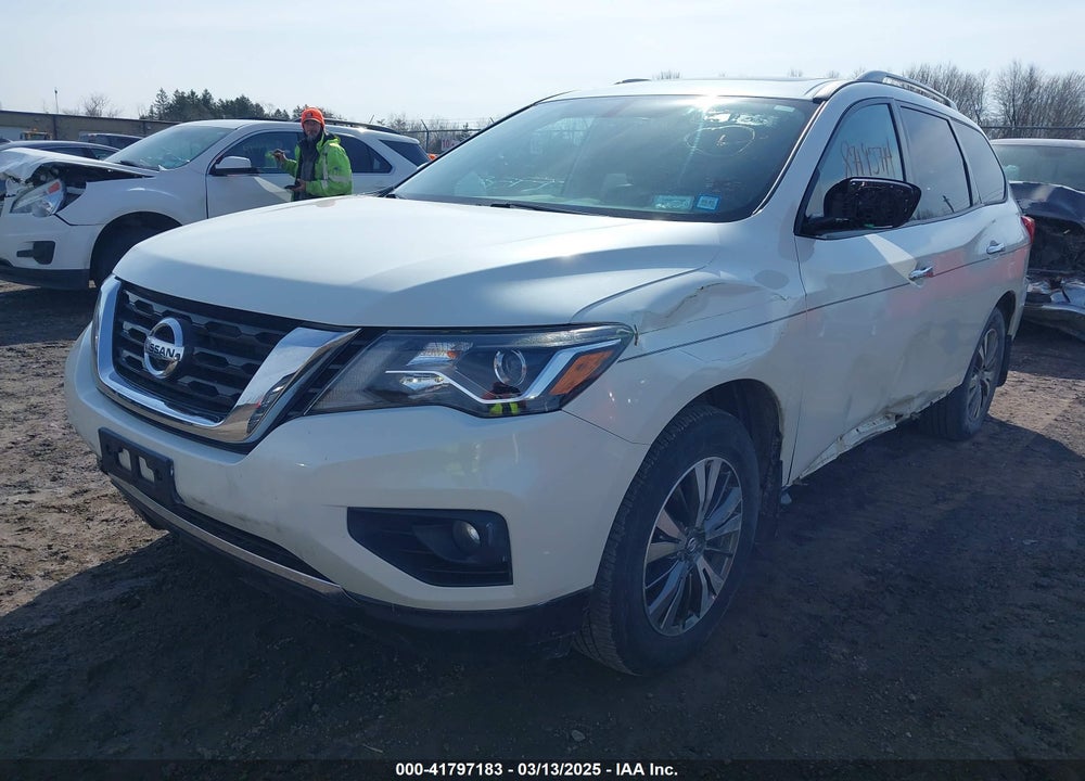 2017 NISSAN PATHFINDER VIN: 5N1DR2MM7HC610550