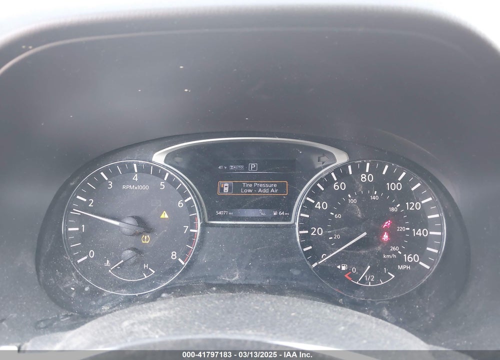 2017 NISSAN PATHFINDER VIN: 5N1DR2MM7HC610550