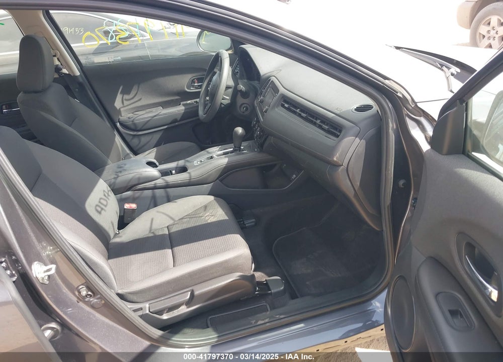 2019 HONDA HR-V VIN: 3CZRU6H34KG724151