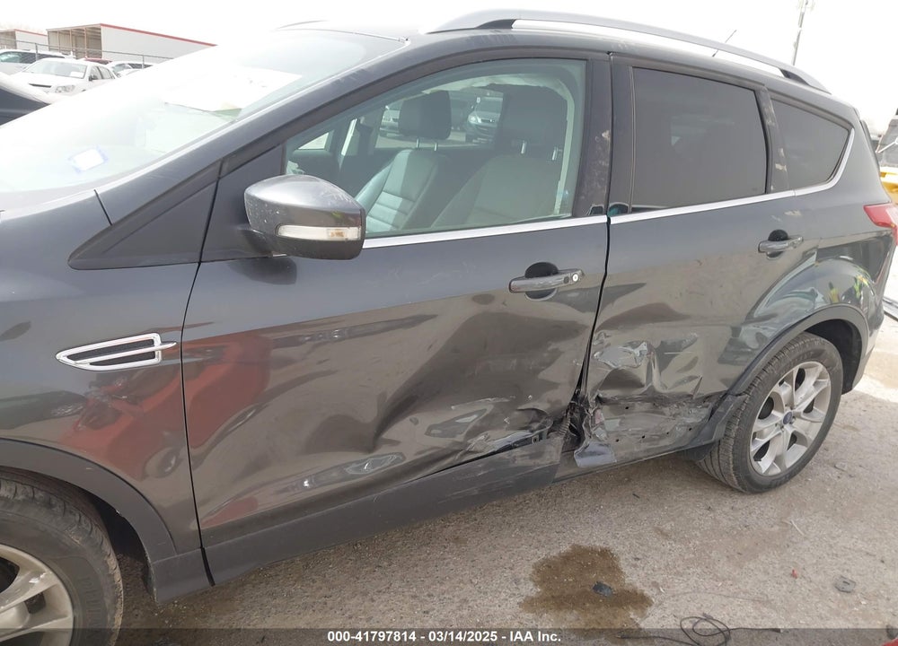 2016 FORD ESCAPE VIN: 1FMCU0J92GUB06673