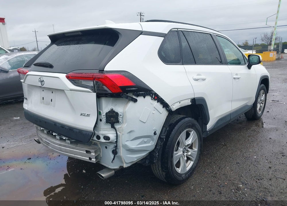2020 TOYOTA RAV4 XLE VIN: 2T3W1RFV6LW098031