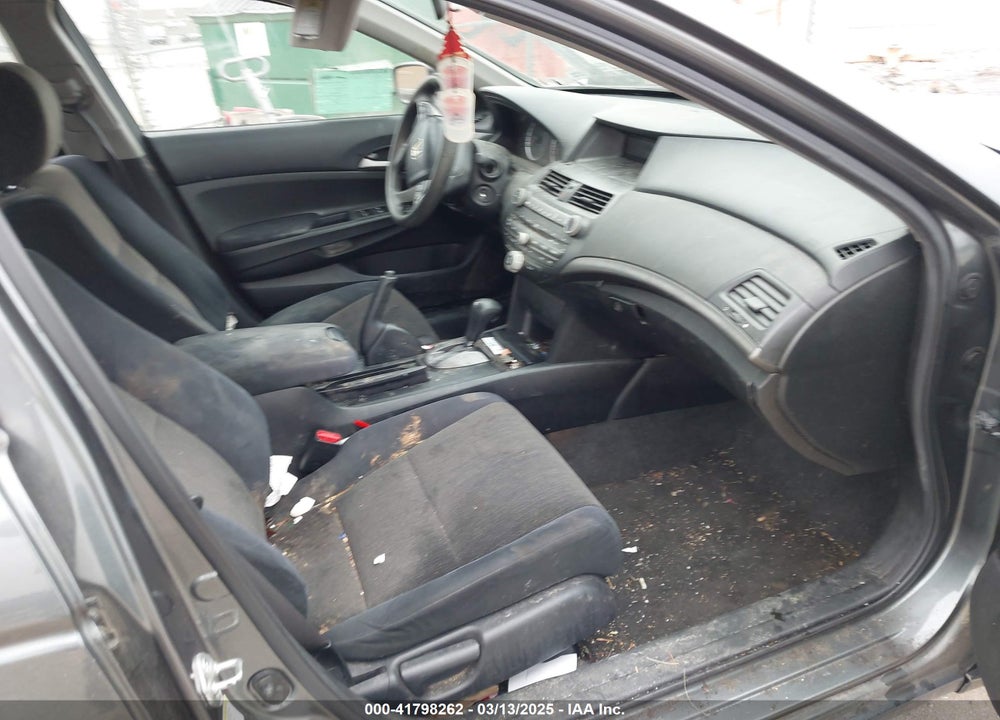 2010 HONDA ACCORD VIN: 1HGCP2F42AA028099