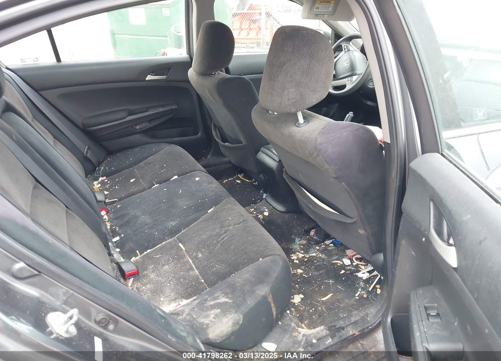 2010 HONDA ACCORD VIN: 1HGCP2F42AA028099