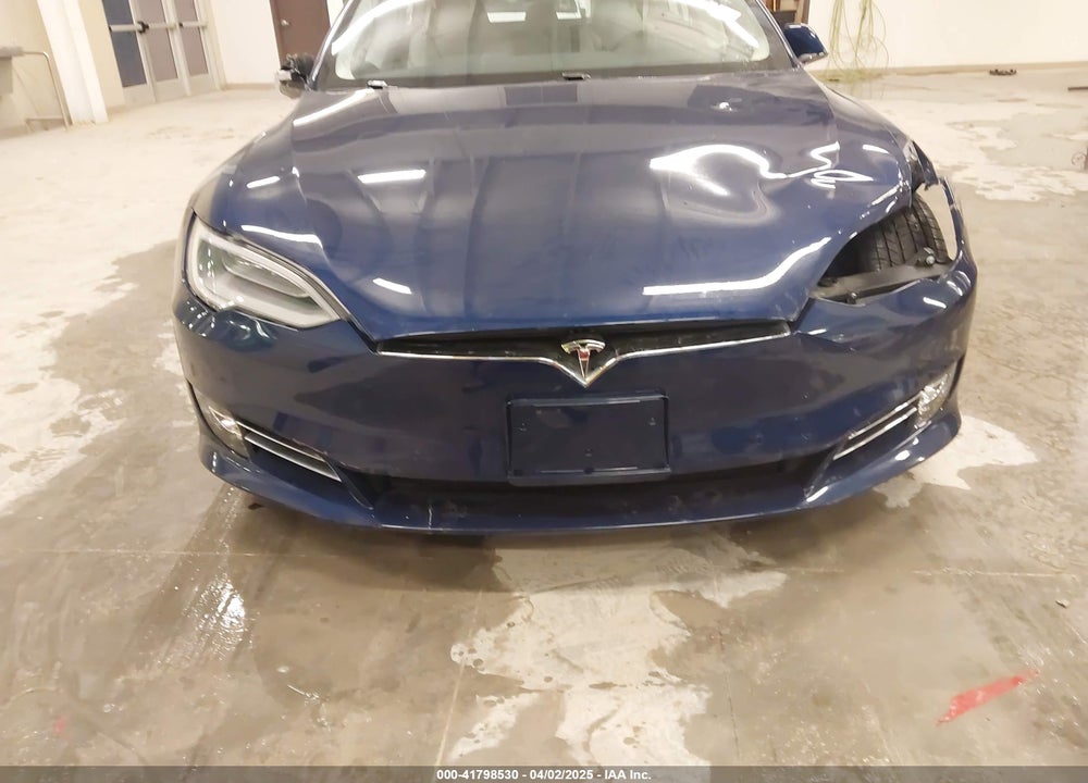 2018 TESLA MODEL S 100D/75D/P100D VIN: 5YJSA1E24JF276044