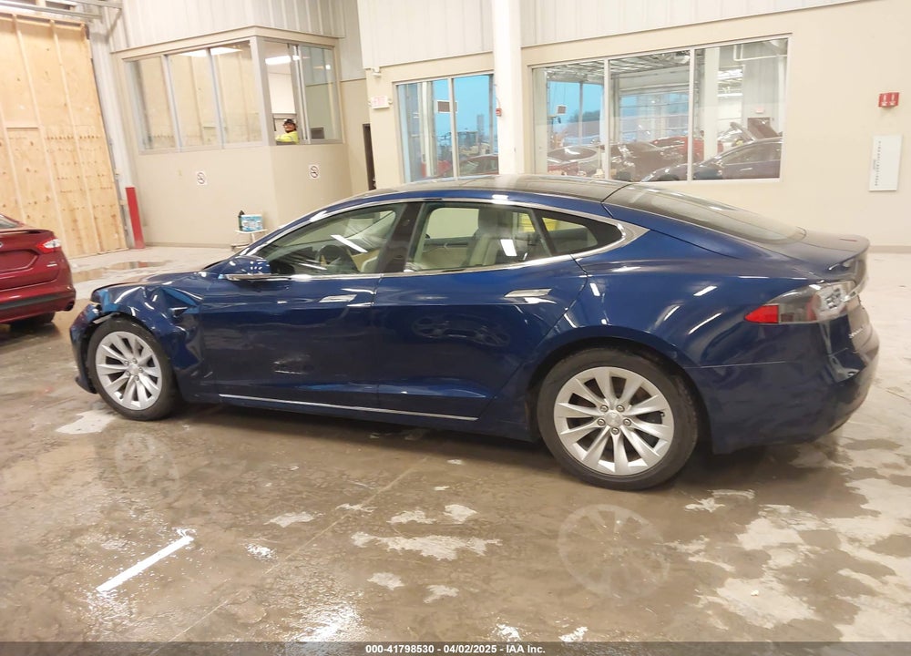 2018 TESLA MODEL S 100D/75D/P100D VIN: 5YJSA1E24JF276044