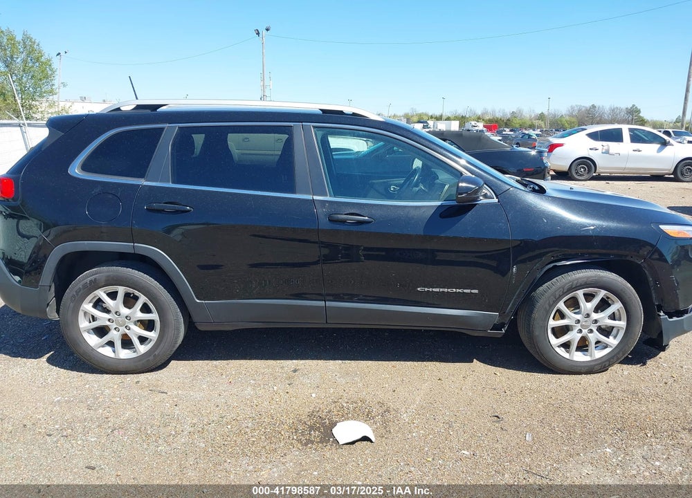 2017 JEEP CHEROKEE VIN: 1C4PJLCB7HW662614