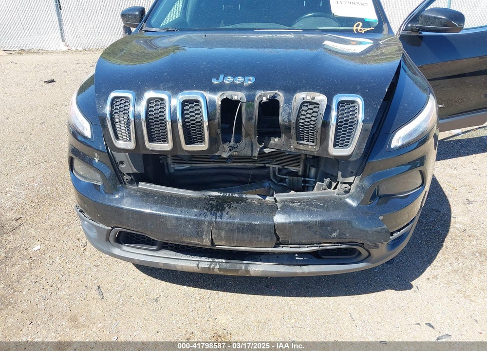 2017 JEEP CHEROKEE VIN: 1C4PJLCB7HW662614