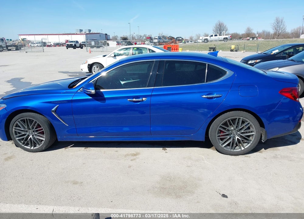 2019 GENESIS G70 VIN: KMTG54LE7KU030592