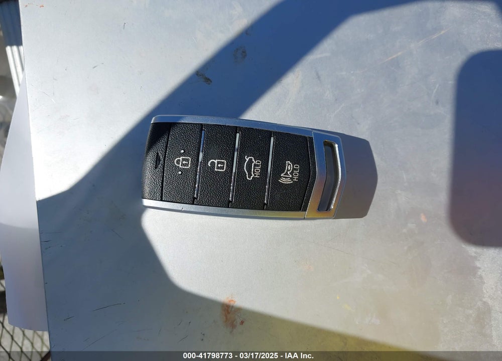 2019 GENESIS G70 VIN: KMTG54LE7KU030592
