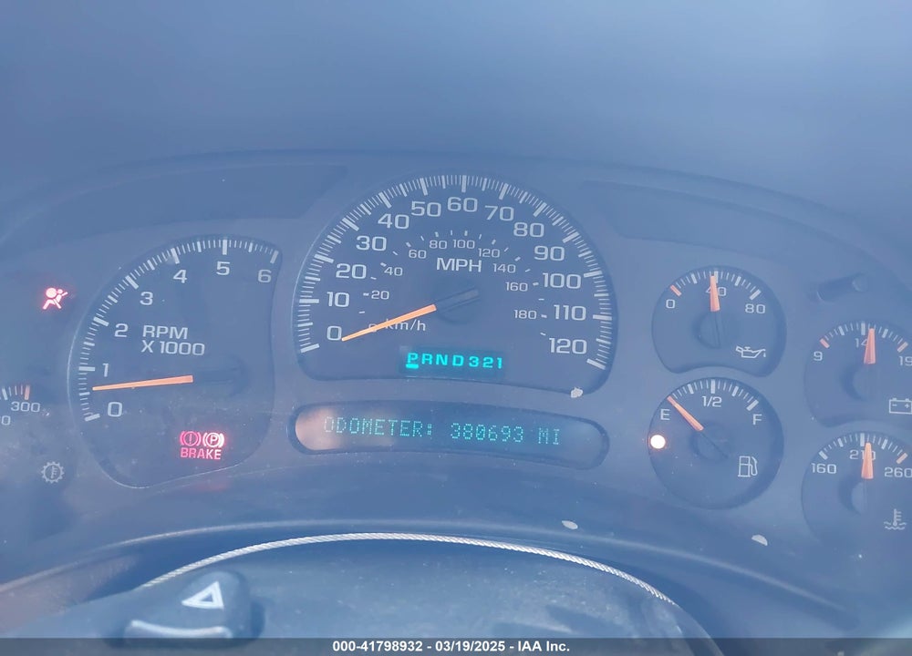 2004 CHEVROLET SILVERADO 2500HD LS VIN: 1GCHK29U74E211431