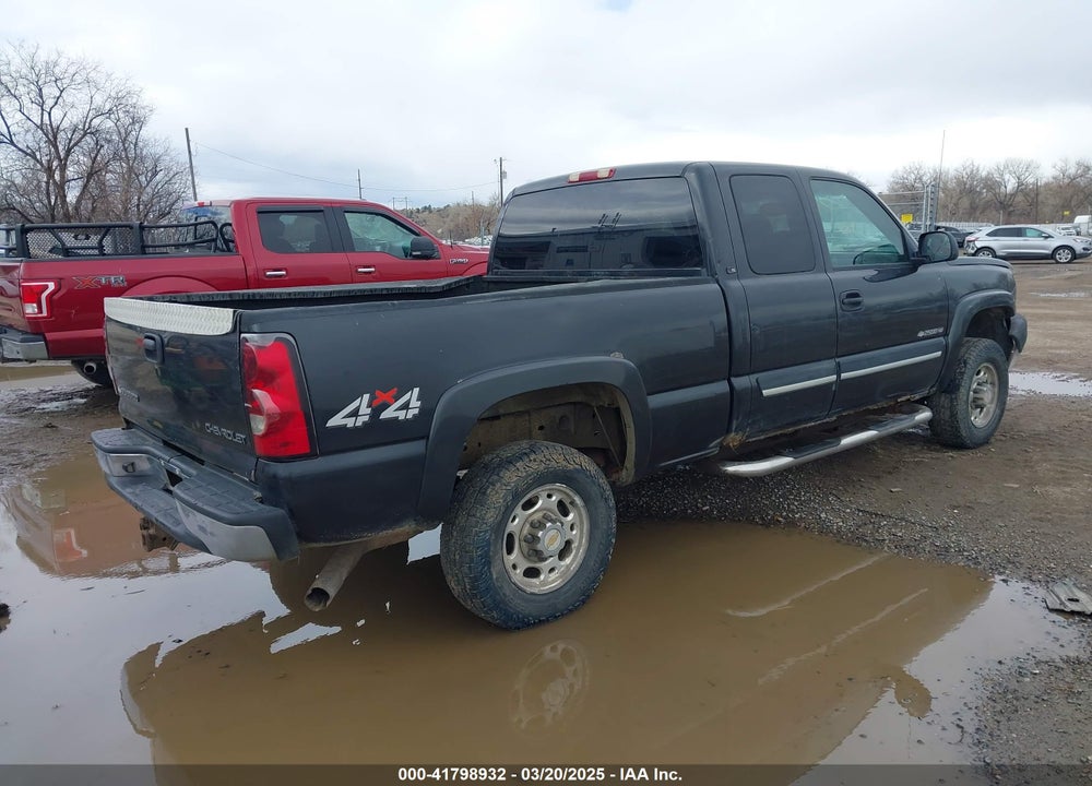 2004 CHEVROLET SILVERADO 2500HD LS VIN: 1GCHK29U74E211431