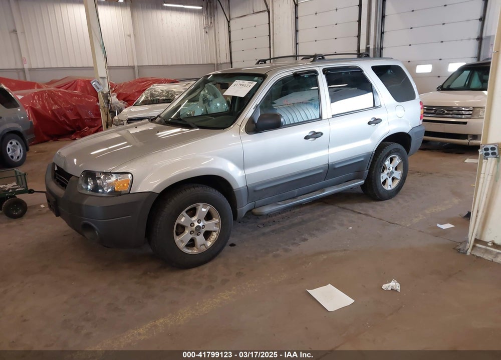 2007 FORD ESCAPE XLT/XLT SPORT VIN: 1FMCU03137KB06555