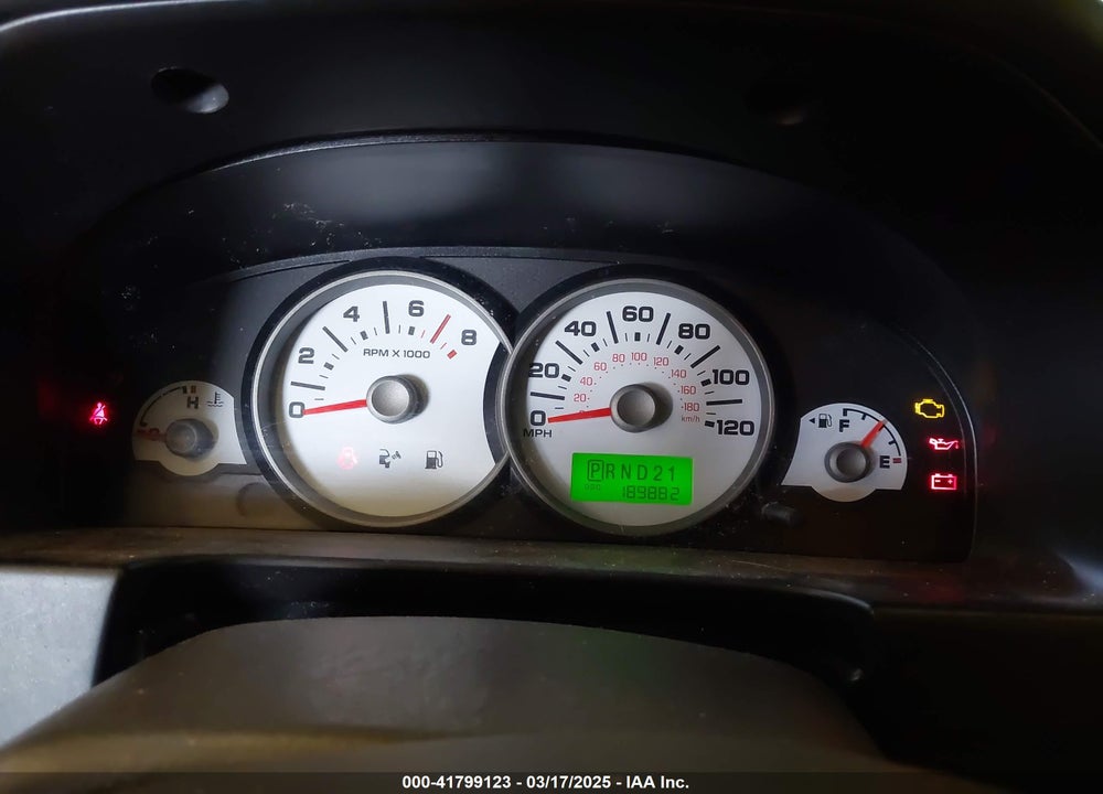 2007 FORD ESCAPE XLT/XLT SPORT VIN: 1FMCU03137KB06555
