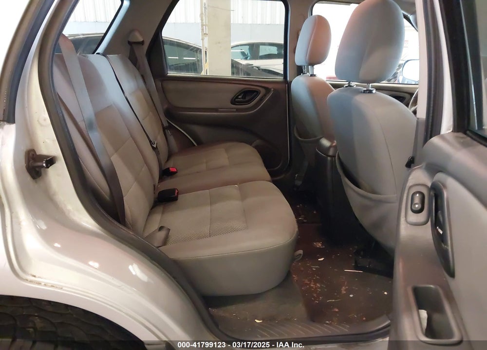 2007 FORD ESCAPE XLT/XLT SPORT VIN: 1FMCU03137KB06555