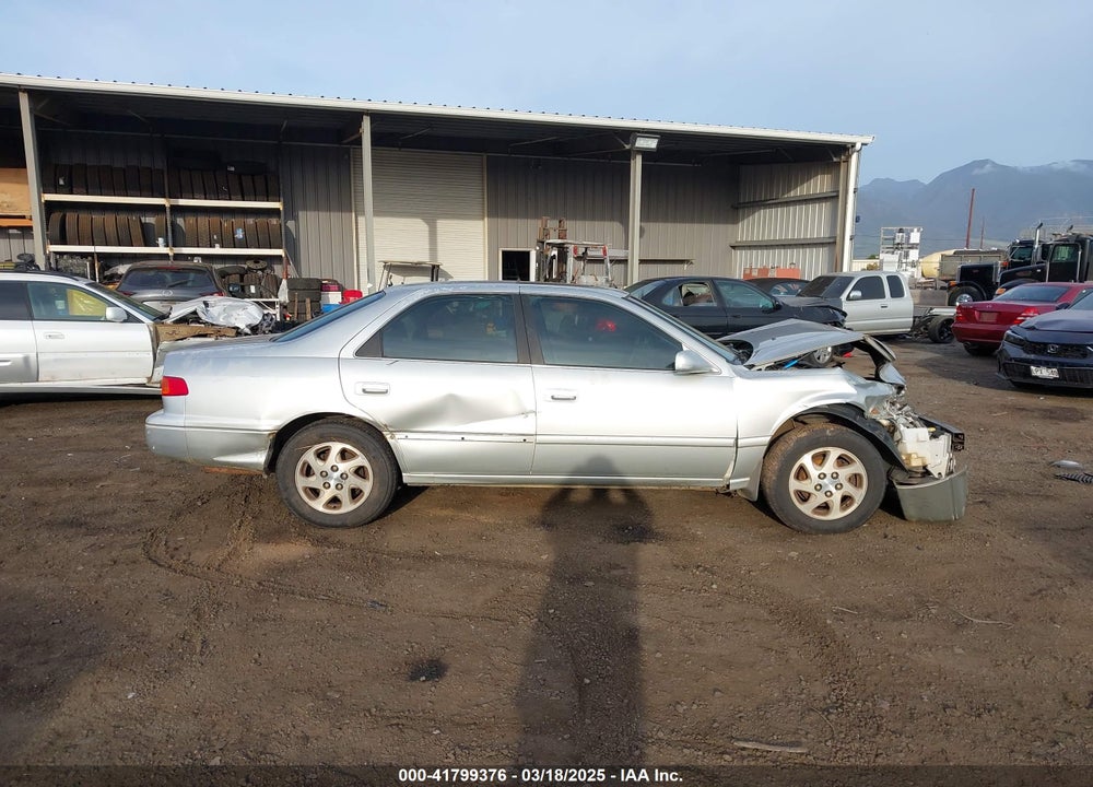 2000 TOYOTA CAMRY LE V6 VIN: JT2BF28K6Y0282836