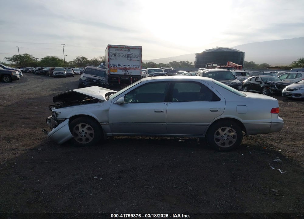 2000 TOYOTA CAMRY LE V6 VIN: JT2BF28K6Y0282836