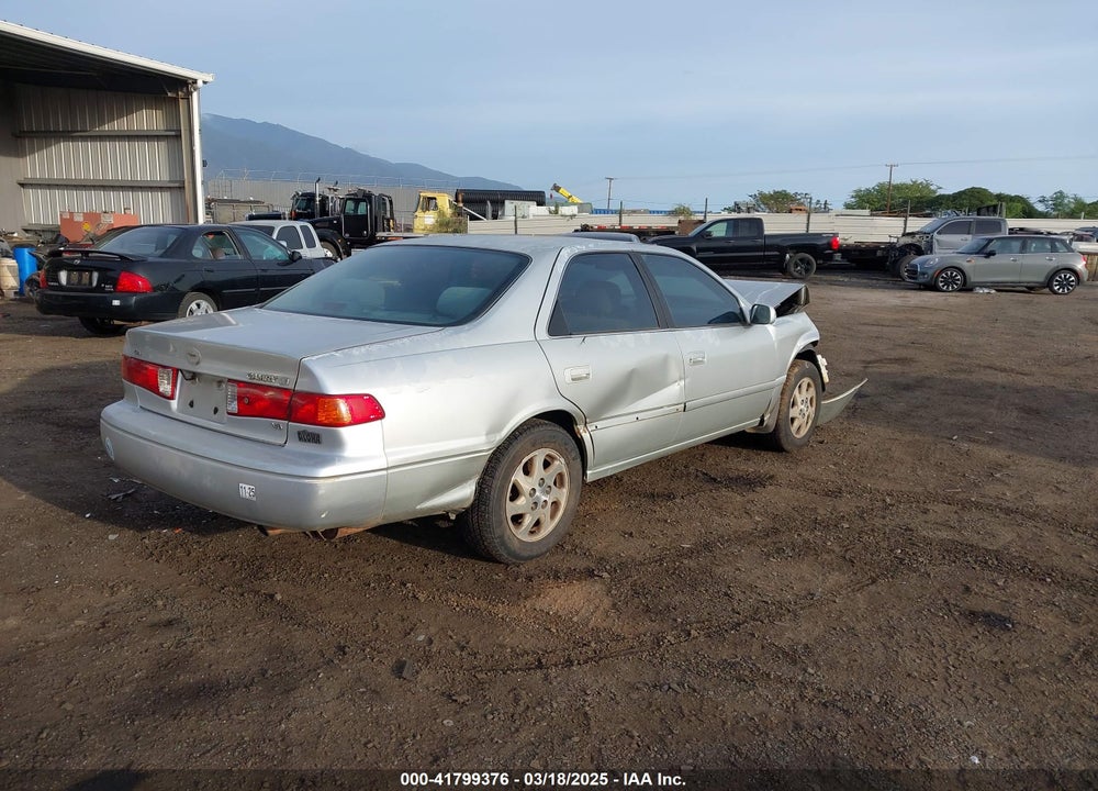 2000 TOYOTA CAMRY LE V6 VIN: JT2BF28K6Y0282836