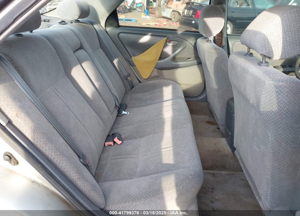 2000 TOYOTA CAMRY LE V6 VIN: JT2BF28K6Y0282836