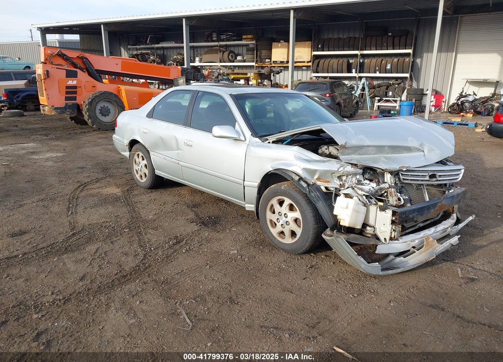 2000 TOYOTA CAMRY LE V6 VIN: JT2BF28K6Y0282836