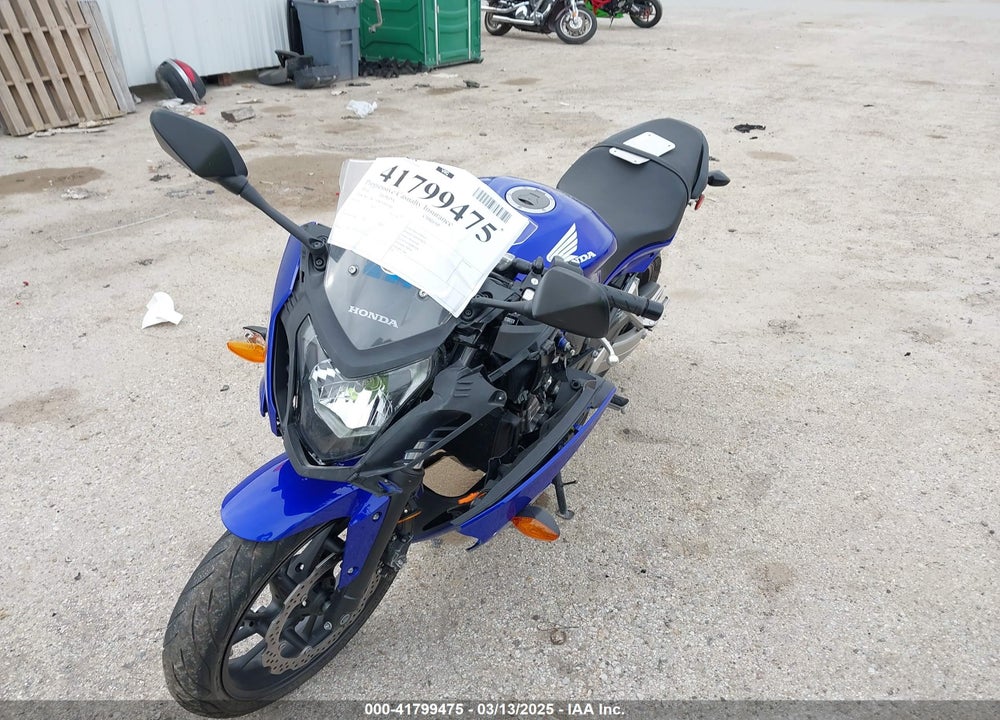 2014 HONDA CBR650 F VIN: MLHRC7408E5000188