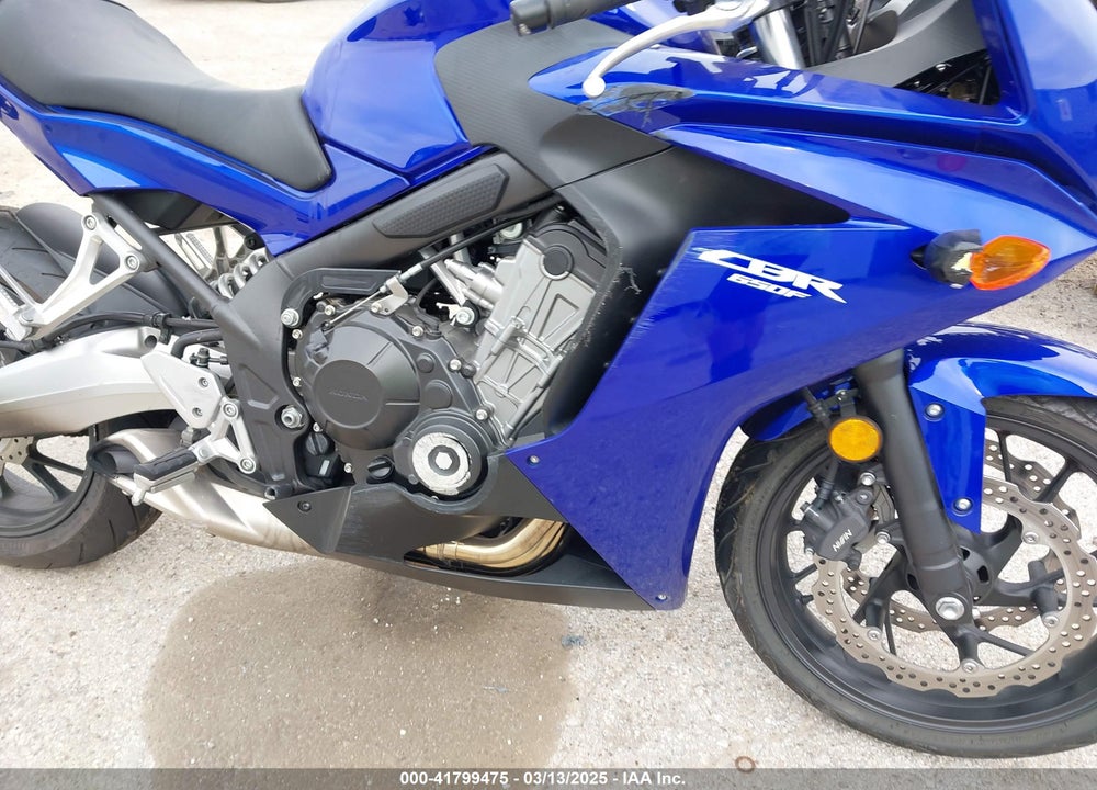 2014 HONDA CBR650 F VIN: MLHRC7408E5000188