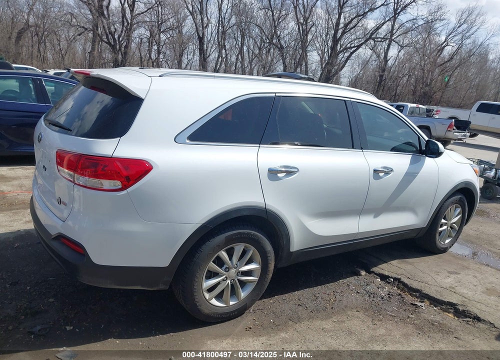 2016 KIA SORENTO 2.4L LX VIN: 5XYPG4A34GG011601