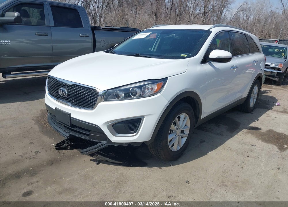 2016 KIA SORENTO 2.4L LX VIN: 5XYPG4A34GG011601