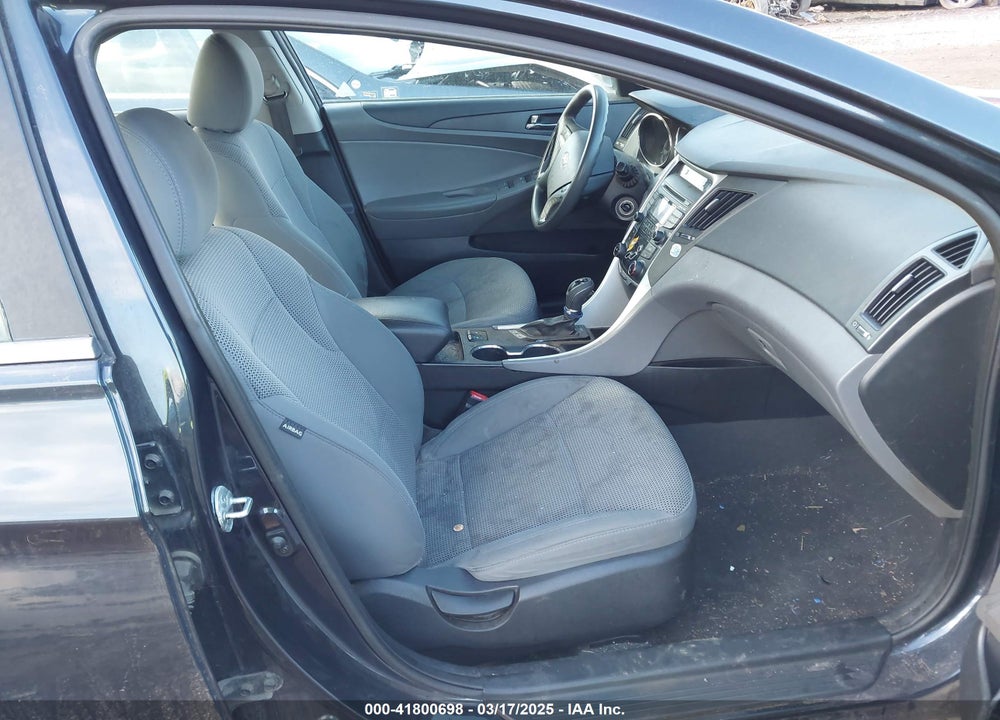 2013 HYUNDAI SONATA GLS VIN: 5NPEB4AC6DH676817