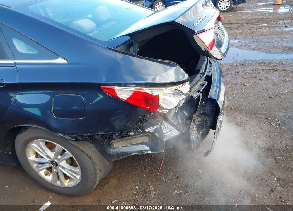 2013 HYUNDAI SONATA GLS VIN: 5NPEB4AC6DH676817