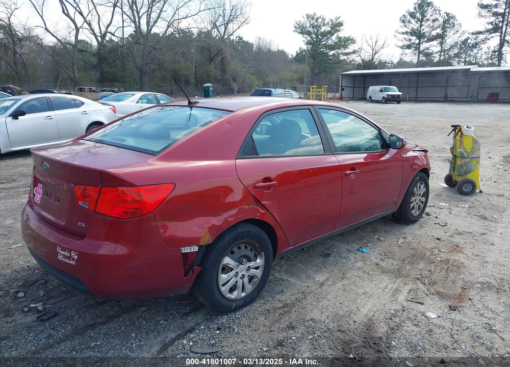 2011 KIA FORTE EX VIN: KNAFU4A28B5445241