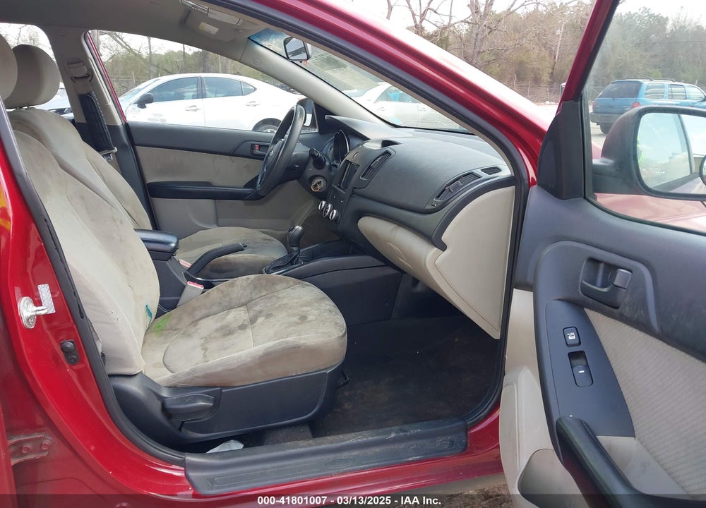 2011 KIA FORTE EX VIN: KNAFU4A28B5445241