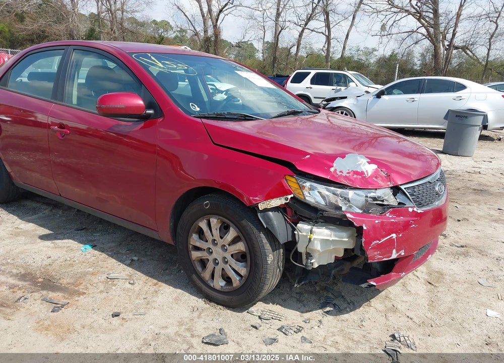 2011 KIA FORTE EX VIN: KNAFU4A28B5445241