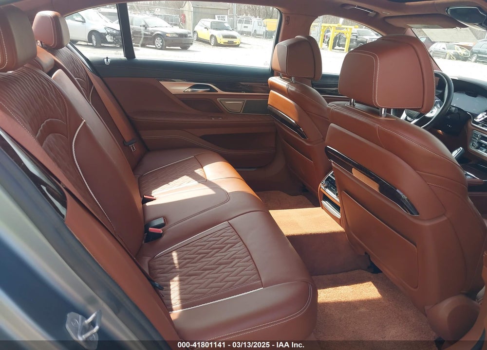 2022 BMW 750 VIN: WBA7U2C08NCH57275