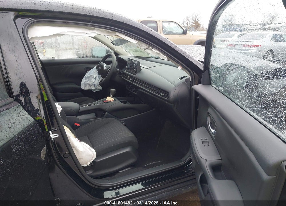 2025 HONDA HR-V AWD LX VIN: 3CZRZ2H33SM746041