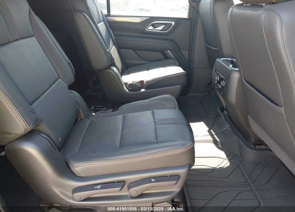 2022 CHEVROLET SUBURBAN VIN: 1GNSKEKDXNR347135
